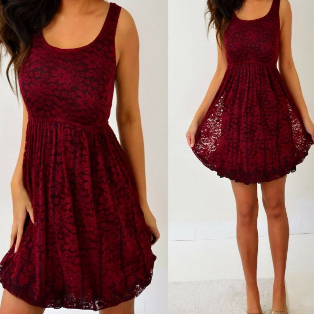 Rue21 Red Floral Lace Mini Dress Size M Sleeveless Ruffle Tiered Hem Scoop Neck